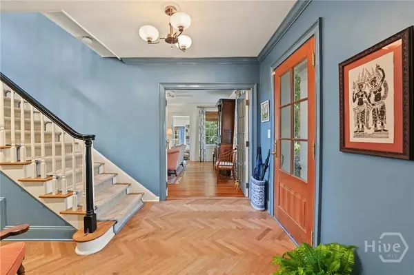 3204 Abercorn ST, Savannah, GA 31405