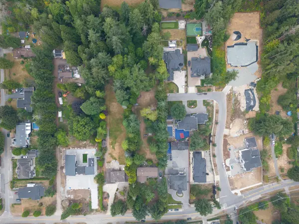 12921 56 AVE, Surrey, BC V3W 2P4