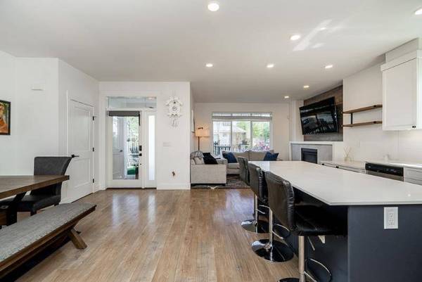 6897 201 ST #15, Langley, BC V2Y 0Z3