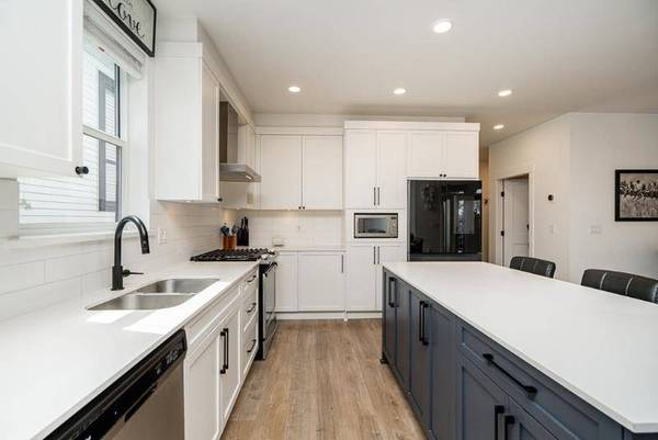 6897 201 ST #15, Langley, BC V2Y 0Z3