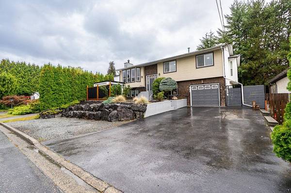 8134 Philbert ST, Mission, BC V2V 4W7