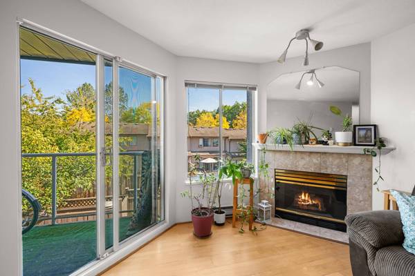 1171 Pipeline RD #207, Coquitlam, BC V3B 4R9