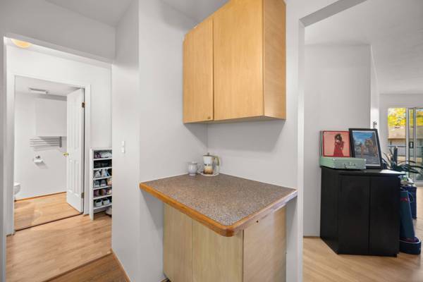 1171 Pipeline RD #207, Coquitlam, BC V3B 4R9