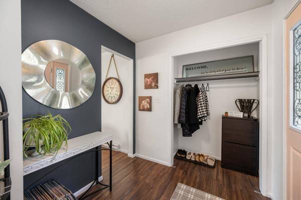 20553 43a AVE, Langley, BC V3A 3C7