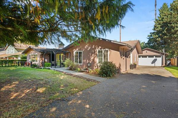 20553 43a AVE, Langley, BC V3A 3C7