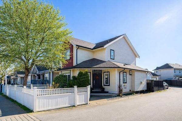 19914 73a AVE, Langley, BC V2Y 3J3