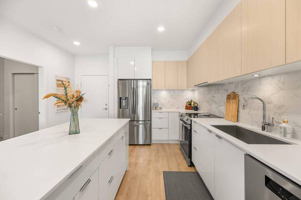 1792 Starling DR #413, Tsawwassen, BC V4M 0E4