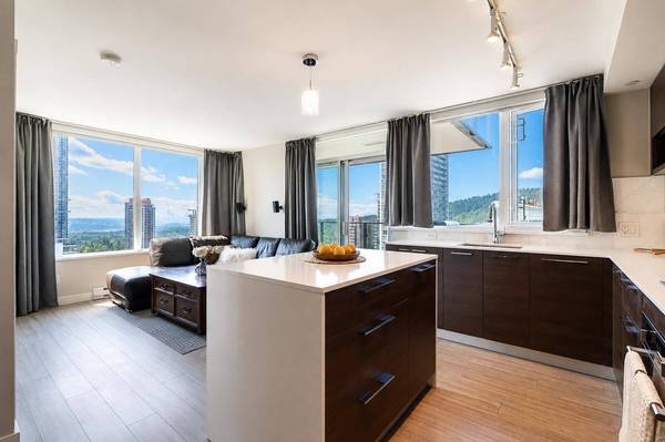 570 Emerson ST #2002, Coquitlam, BC V3J 0G3