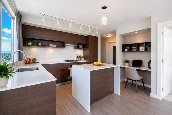 570 Emerson ST #2002, Coquitlam, BC V3J 0G3