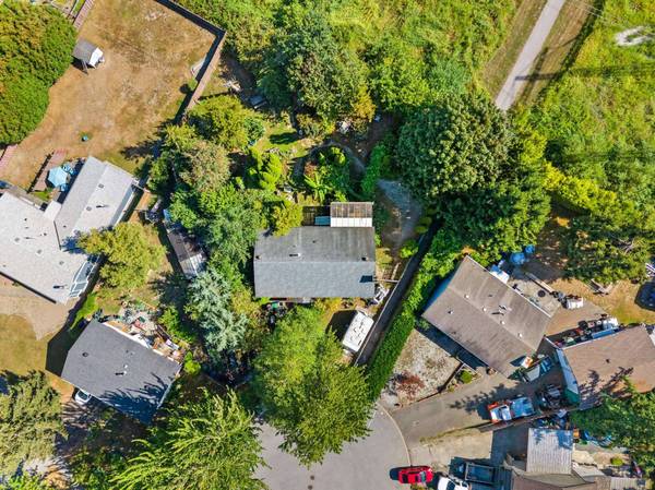 18291 Bayard PL, Surrey, BC V3S 5C4