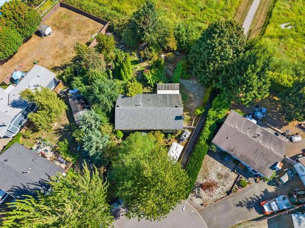 18291 Bayard PL, Surrey, BC V3S 5C4