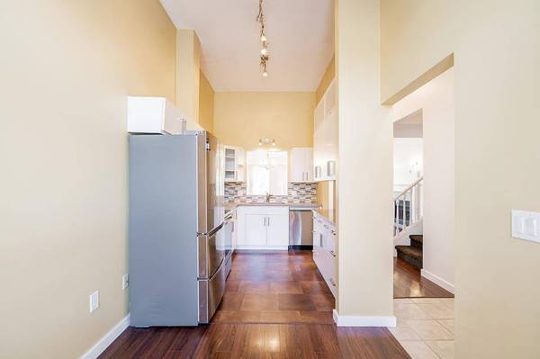 20788 87 AVE #9, Langley, BC V1M 3W7