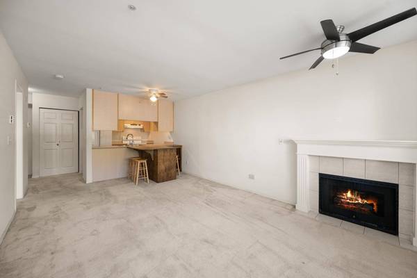 20350 54 AVE #110, Langley, BC V3A 8J4