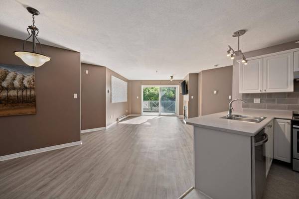 22150 48 AVE #315, Langley, BC V3A 8R5