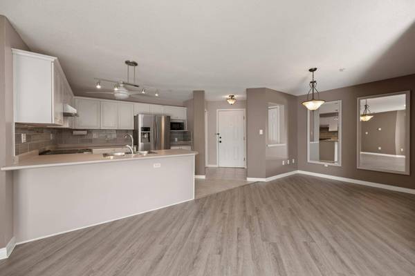 22150 48 AVE #315, Langley, BC V3A 8R5