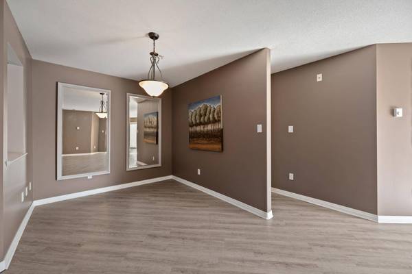 22150 48 AVE #315, Langley, BC V3A 8R5