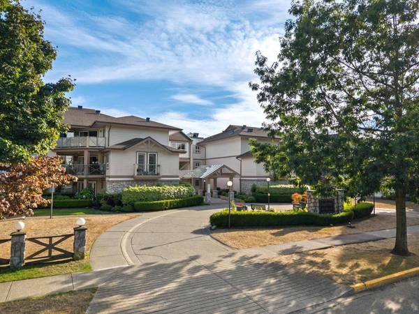 22150 48 AVE #315, Langley, BC V3A 8R5