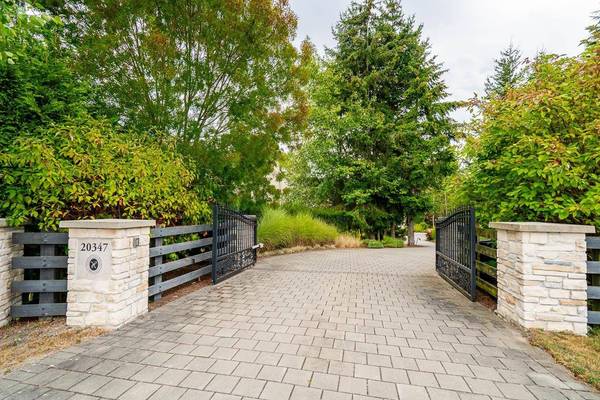 20347 2 AVE, Langley, BC V2Z 0A3