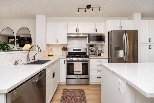 20350 68 AVE #42, Langley, BC V2Y 3A5