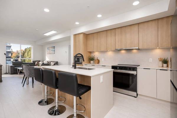 9456 134 ST #221, Surrey, BC V3V 0G8
