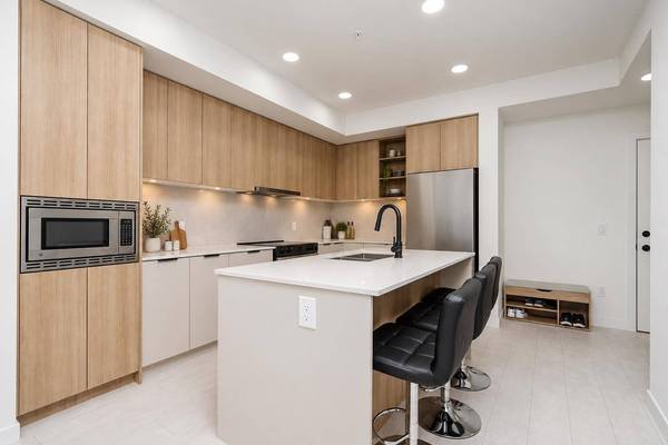 9456 134 ST #221, Surrey, BC V3V 0G8