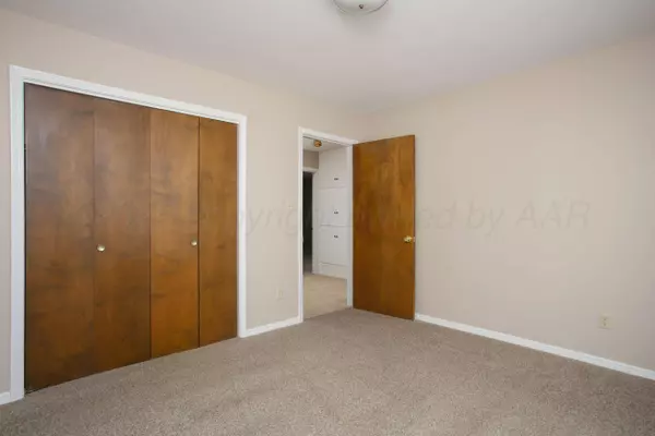 1103 CREEKMERE DR, Canyon, TX 79015