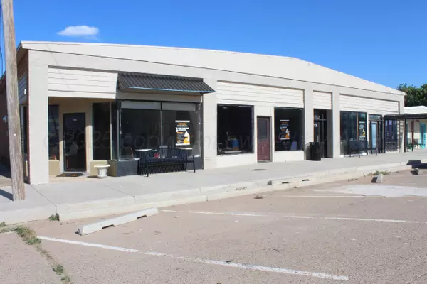 98 BROADWAY AVE, Groom, TX 79039