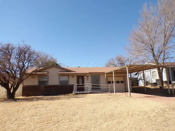 403 N Robey AVE, Fritch, TX 79036