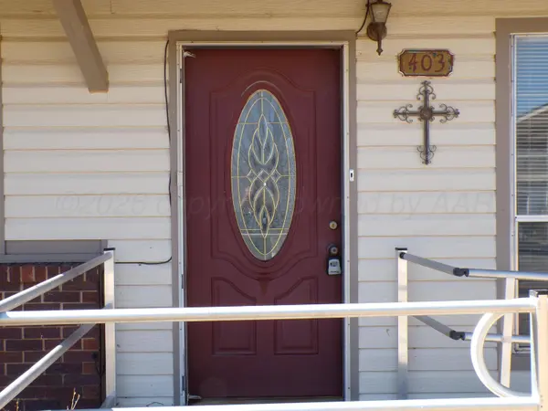 403 N Robey AVE, Fritch, TX 79036