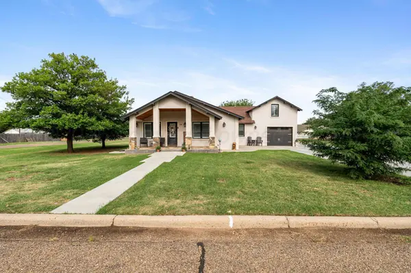 301 SHELTON AVE, Groom, TX 79039