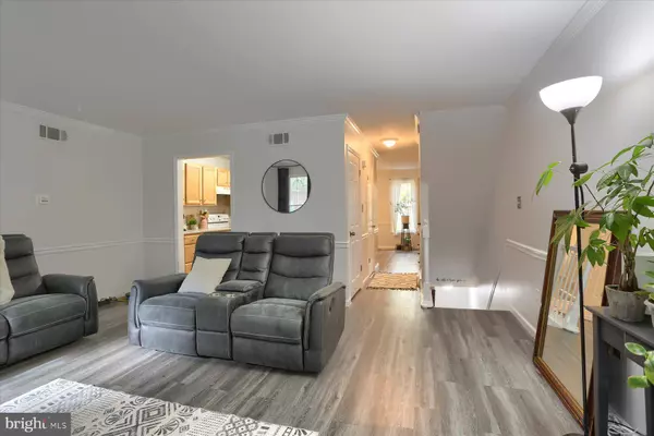 31 FAIRFAX VLG S, Harrisburg, PA 17112