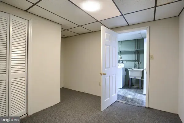 85 FAIRFAX VLG, Harrisburg, PA 17112