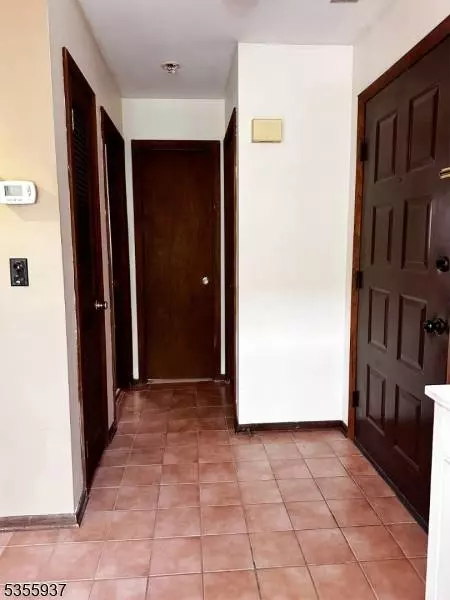 5 Powderhorn Ct #8, Vernon Twp., NJ 07462