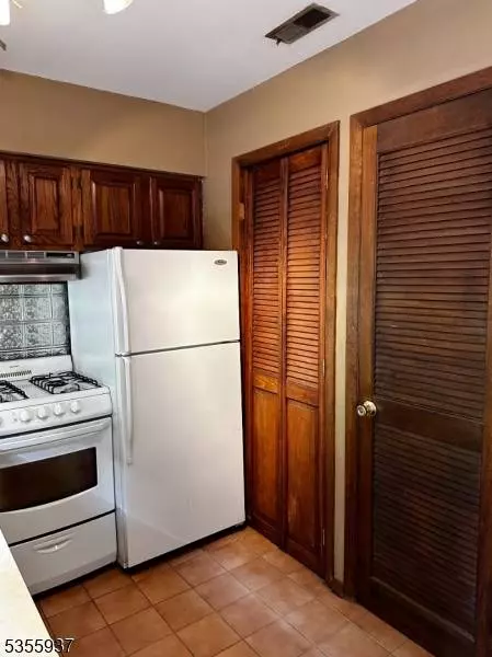 5 Powderhorn Ct #8, Vernon Twp., NJ 07462