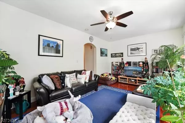 5 Pomona Ave #3C, Newark City, NJ 07112