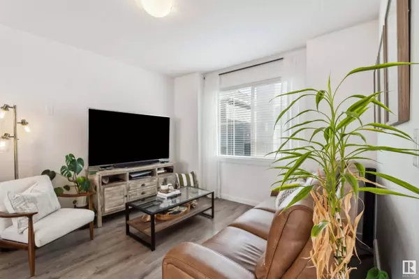 #19 735 ALLARD BV SW, Edmonton, AB T6W 3W5