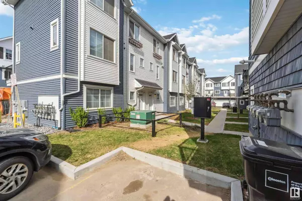 #19 735 ALLARD BV SW, Edmonton, AB T6W 3W5