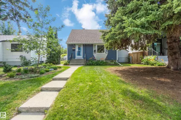 9347 73 AV NW, Edmonton, AB T6E 1A8