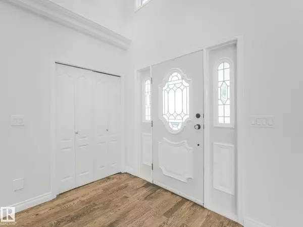 436 OLSEN CL NW, Edmonton, AB T6R 1L1