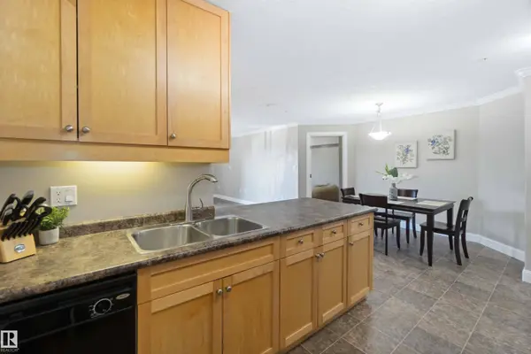 #210 13111 140 AV NW, Edmonton, AB T6V 0B1