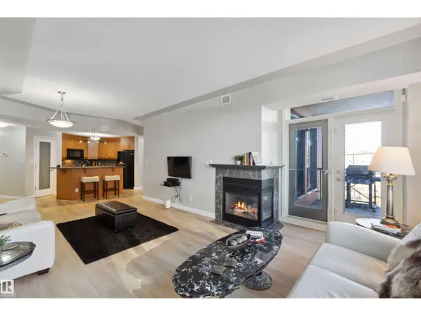 #402 9020 JASPER AV NW, Edmonton, AB T5H3S8