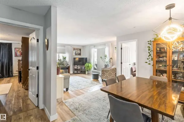 #329 17447 98A AV NW, Edmonton, AB T5T 6M4