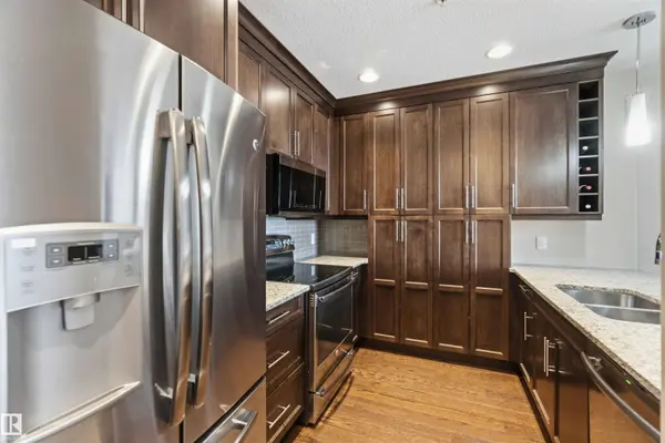 #212 11080 ELLERSLIE RD SW, Edmonton, AB T6W 2C2