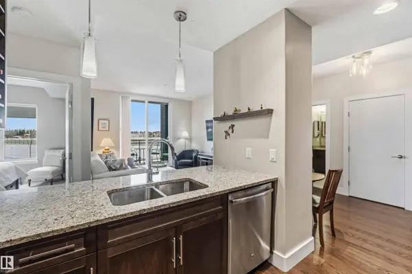 #212 11080 ELLERSLIE RD SW, Edmonton, AB T6W 2C2