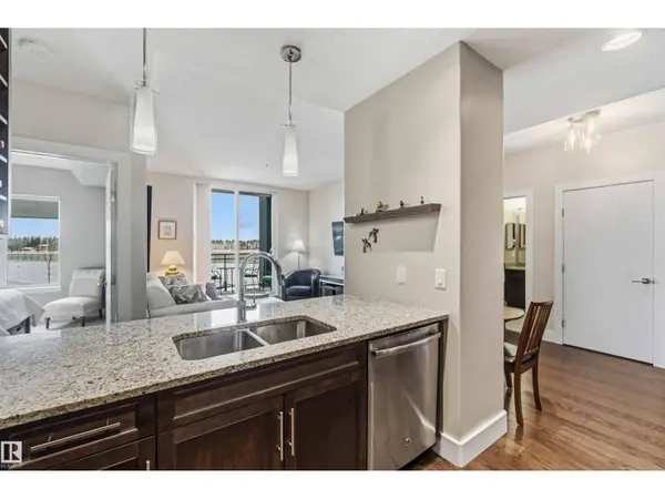 #212 11080 ELLERSLIE RD SW, Edmonton, AB T6W2C2