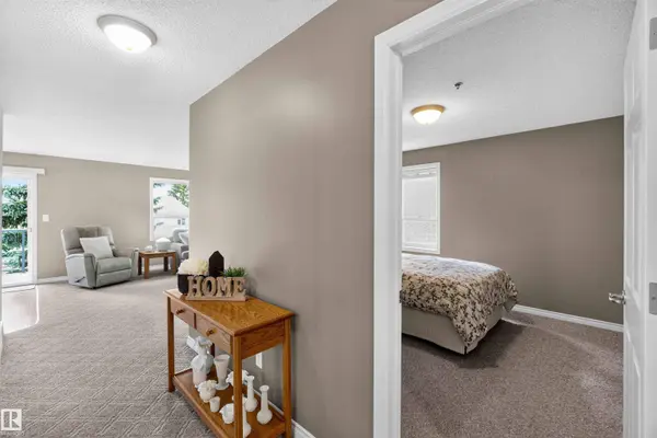 #212 9535 176 ST NW, Edmonton, AB T5T 6C8