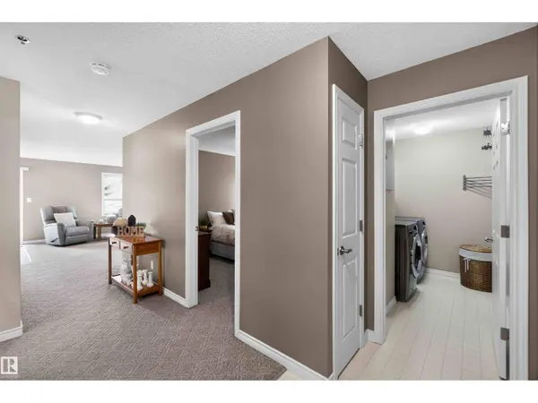 #212 9535 176 ST NW, Edmonton, AB T5T6C8