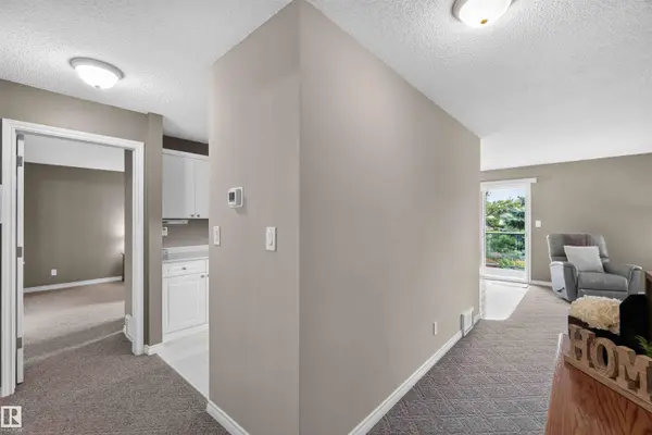 #212 9535 176 ST NW, Edmonton, AB T5T 6C8