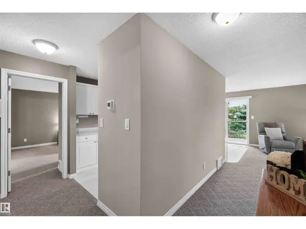#212 9535 176 ST NW, Edmonton, AB T5T6C8