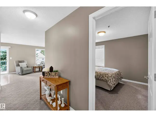 #212 9535 176 ST NW, Edmonton, AB T5T6C8
